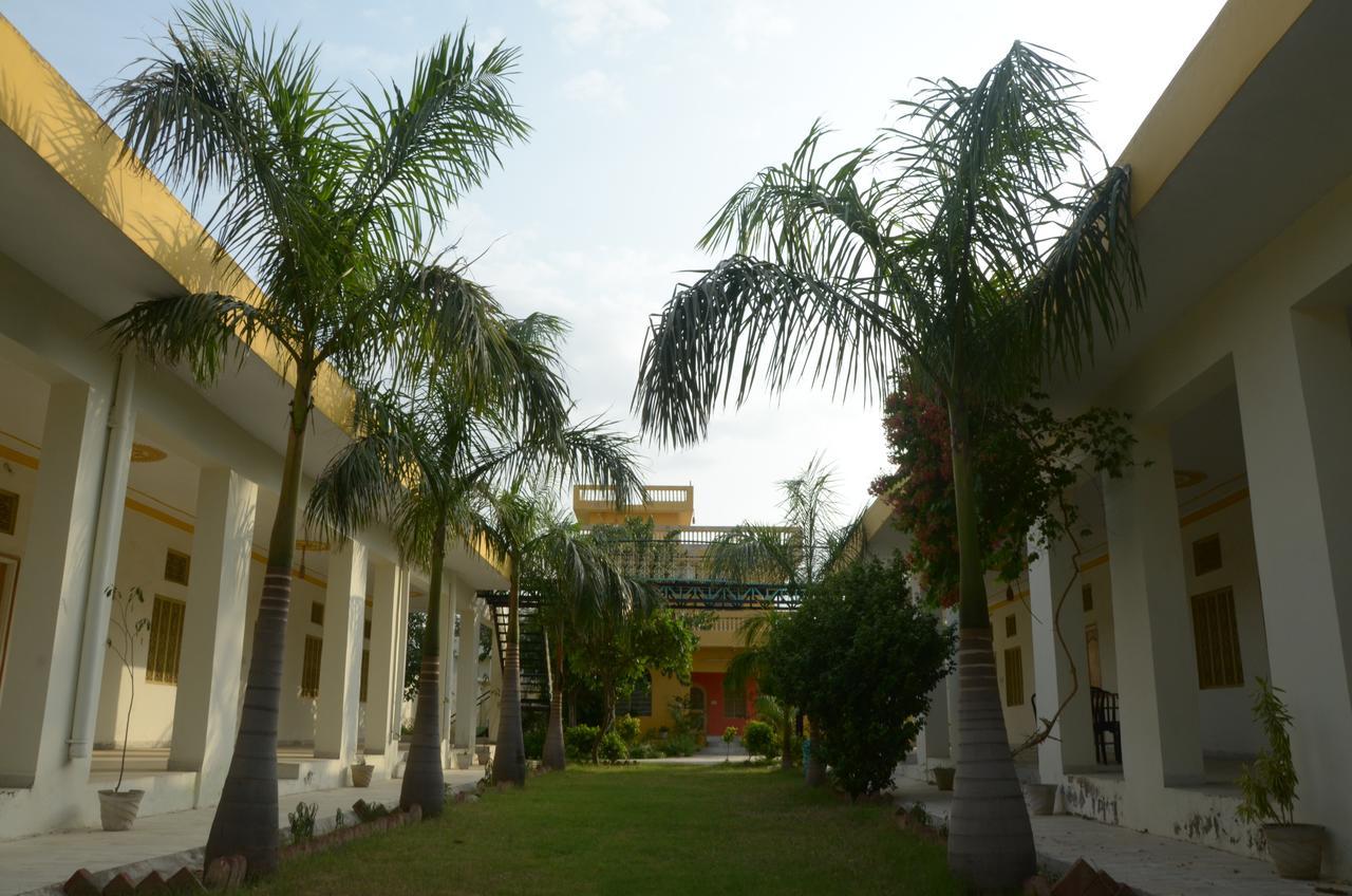 Oyo 10936 Rajasthan Resort Pushkar Exterior foto